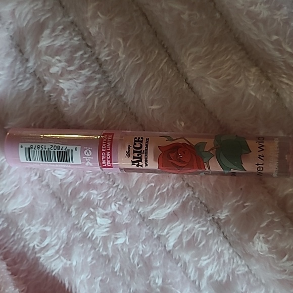 Wet n Wild Alice in Wonderland bundle - Picture 7 of 9